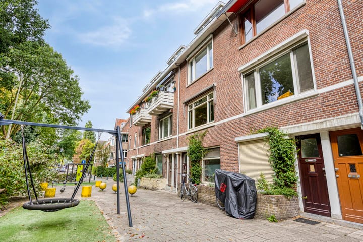 Ceintuurbaan 17A in Rotterdam foto