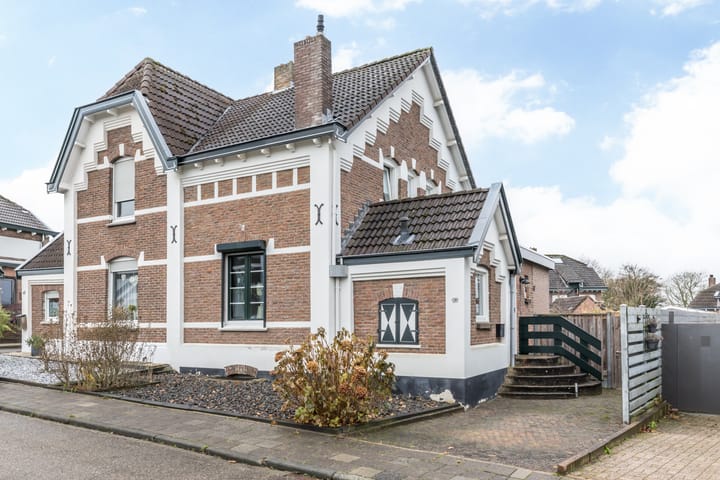 Photo of property Ceintuurstraat 50, Landgraaf