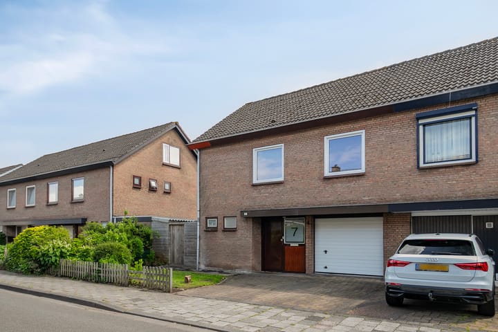 Celsiusstraat 7 in Terneuzen