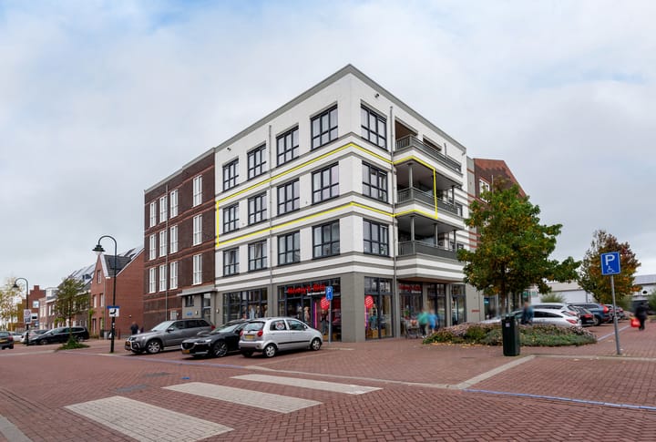 Centrumoever 45 in Roelofarendsveen