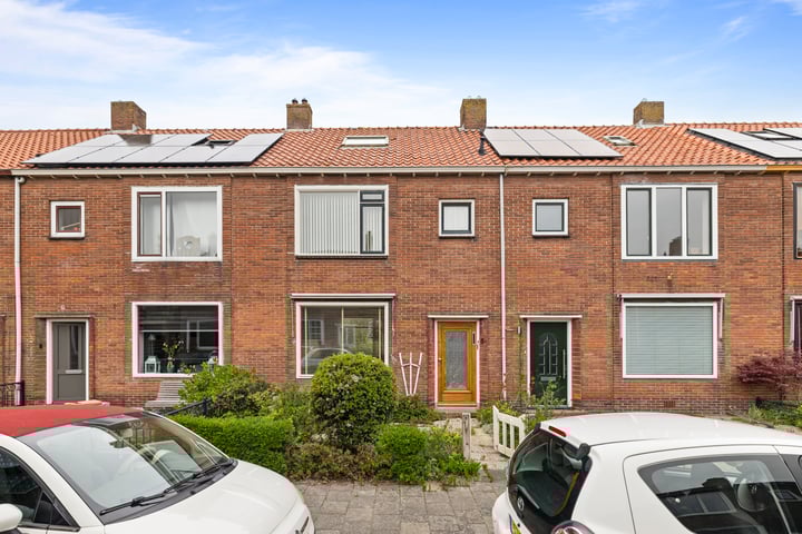 Photo of property Ceramstraat 5, Den Helder