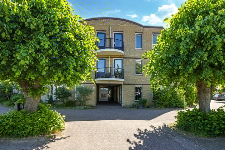 Photo of property Charley Tooropstraat 28, Doetinchem