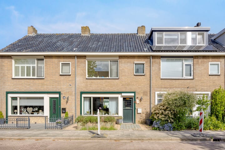 Charlotte de Bourbonstraat 3 in Leiderdorp