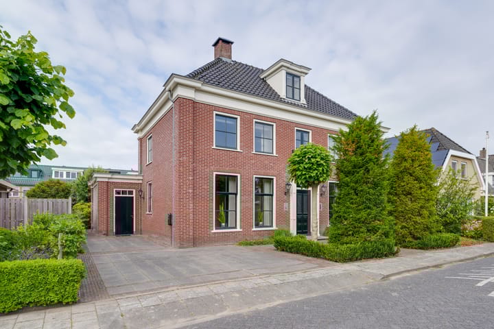 Charlotte Ruysplantsoen 16 in Heerhugowaard