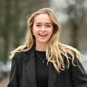 Foto van Charlotte Versteeg, Officemanager bij JA! Jaap Admiraal makelaardij