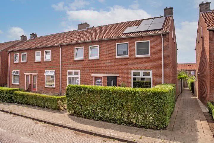 Cheribonstraat 38 in Enschede