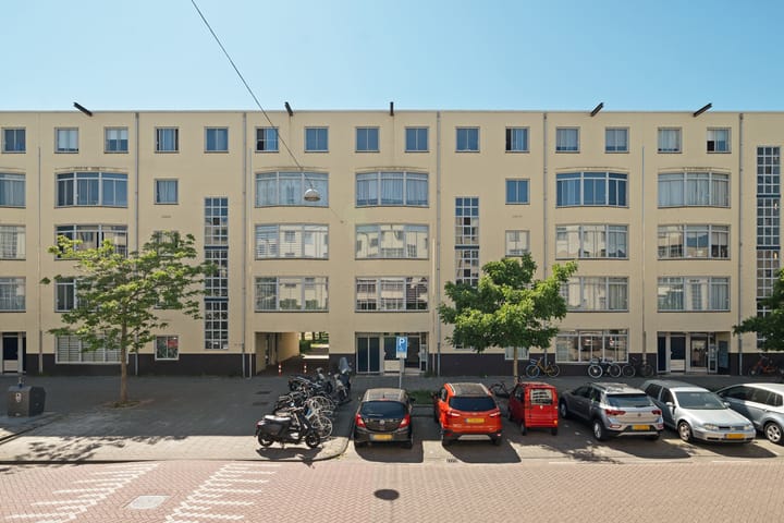 Chestertonlaan 154 in Amsterdam foto