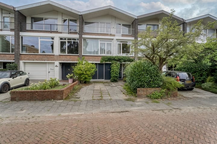 Chopinlaan 31 in Voorschoten foto