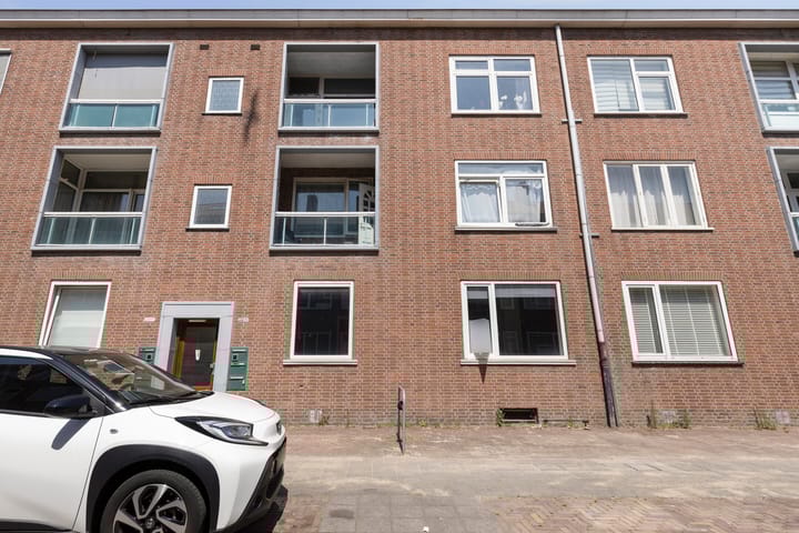 Chopinstraat 46A in Vlaardingen photo