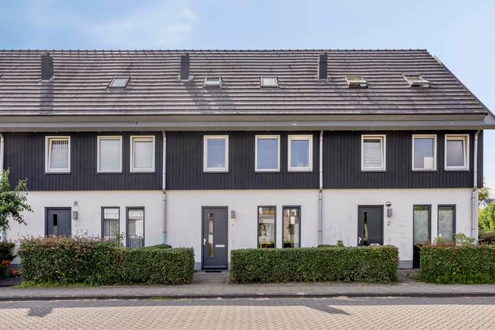 Chris Lebeaustraat 4 in Deventer