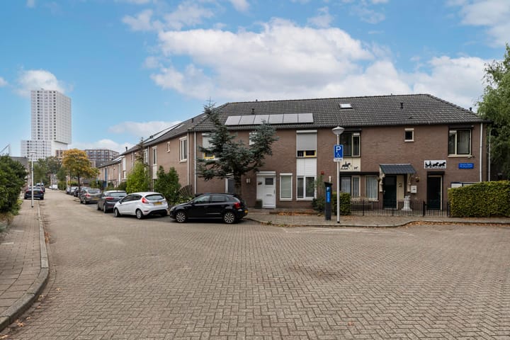 Christina Bakker-van Bossestraat 39 in Eindhoven