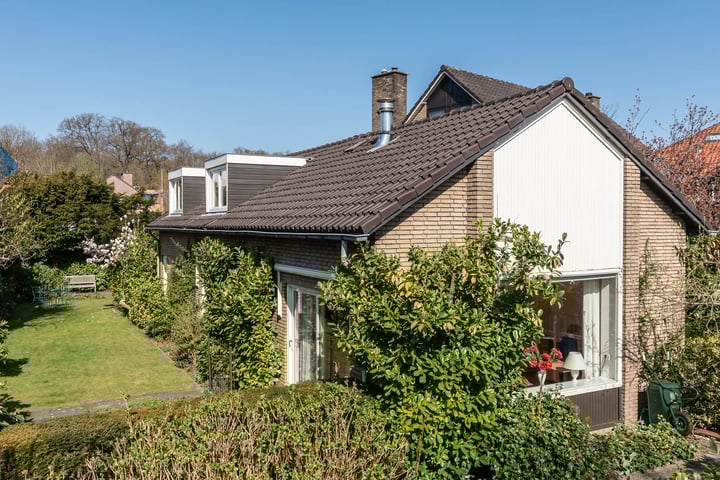 Photo of property Churchilllaan 69, Haarlem