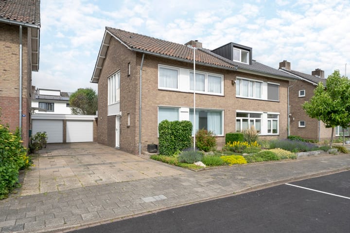 Churchilllaan 71 in Maastricht