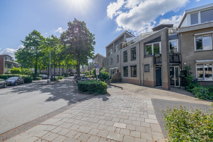 Cissy van Marxveldtstraat 1 in Wageningen