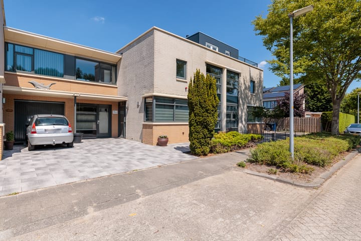 Cissy van Marxveldtstraat 30 in Almere Foto