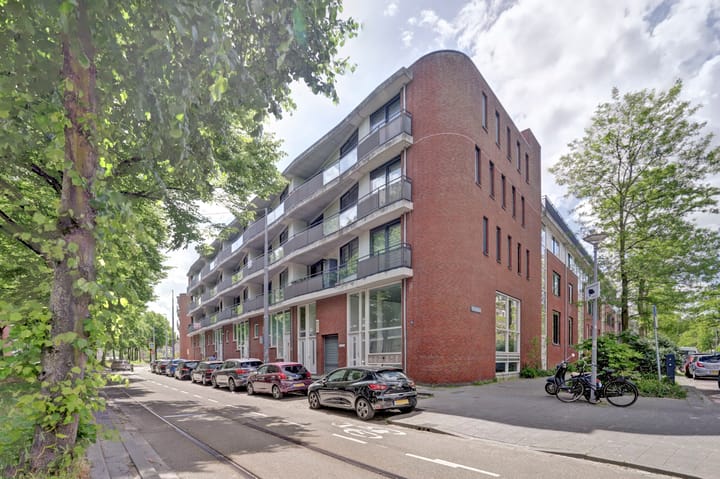 Claes de Vrieselaan 173 in Rotterdam photo