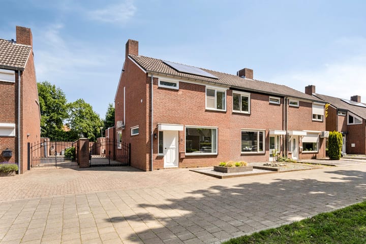 Photo of property Clarastraat 22, Echt