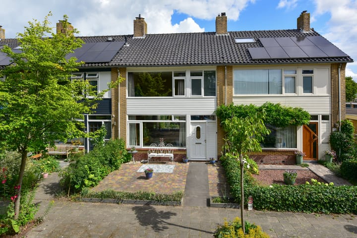 Clarenburg 32 in Breukelen