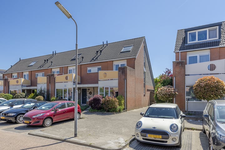 Claude Debussystraat 124 in Zaandijk foto