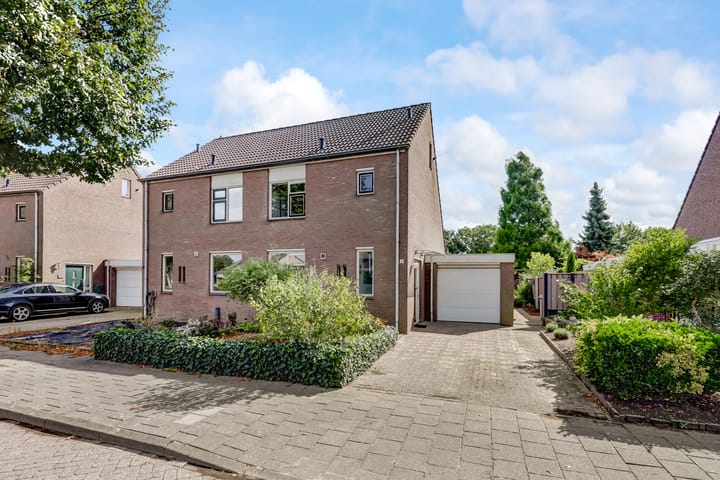 Claudiuslaan 31 in Beuningen Gld