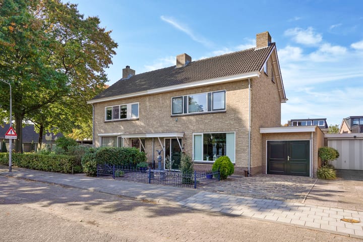 Clauslaan 3 in Vlijmen foto