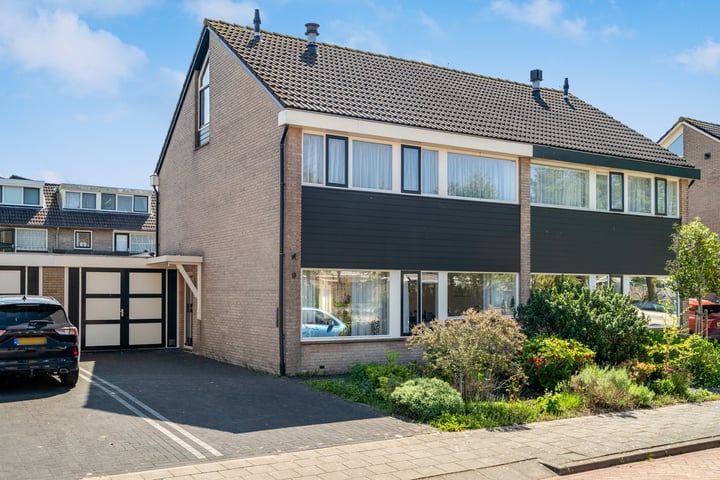 Clausstraat 9 in Zegveld