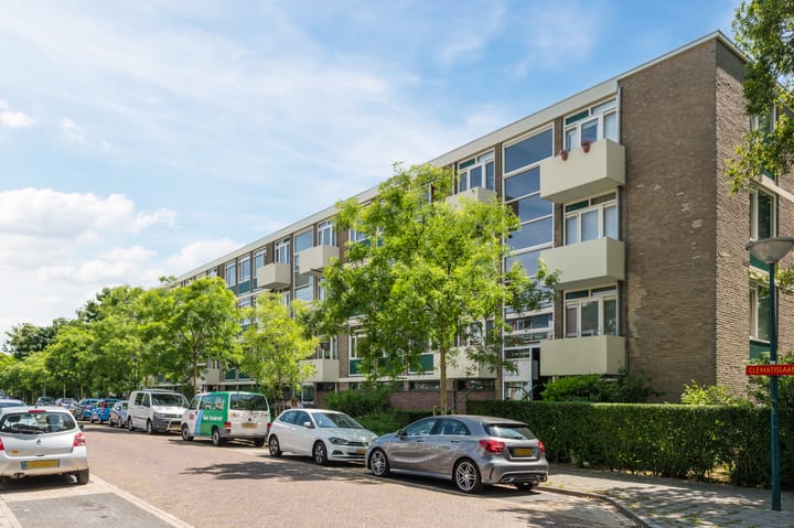 Clematislaan 20 in Oegstgeest photo