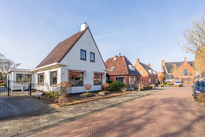 Coendersstraat 24 in Bedum