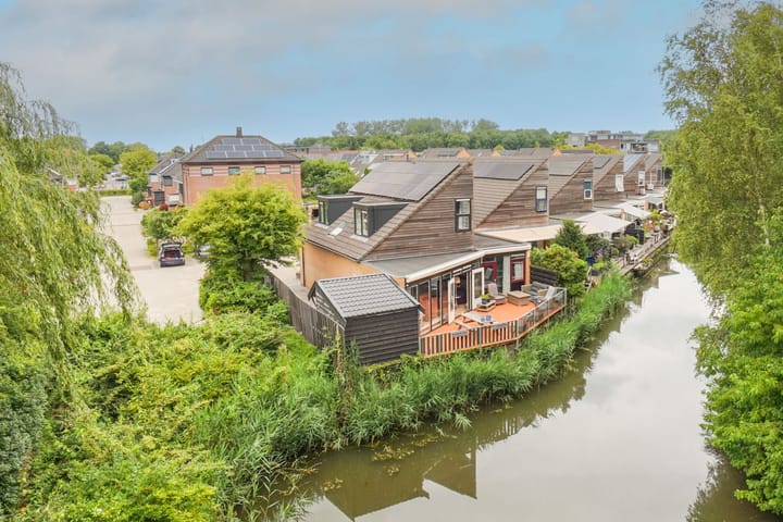 Photo of property Cole Porterhof 156, Hoorn