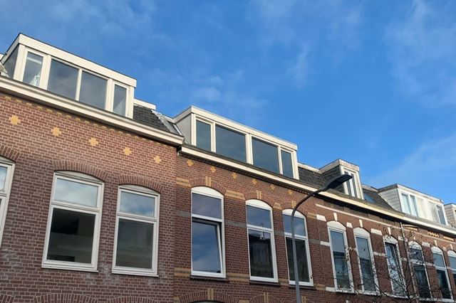 Colensostraat 21B in Haarlem foto