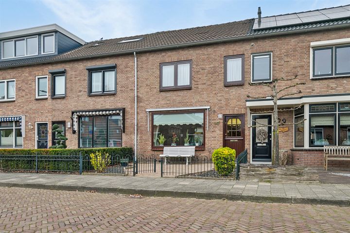 Colijnstraat 27 in Bunschoten-Spakenburg