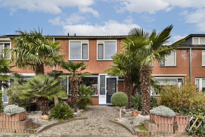 Photo of property Colijnweg 8, Zwijndrecht
