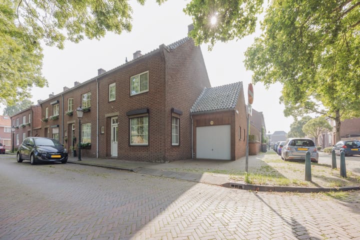 Commandeurstraat 17 in Geertruidenberg