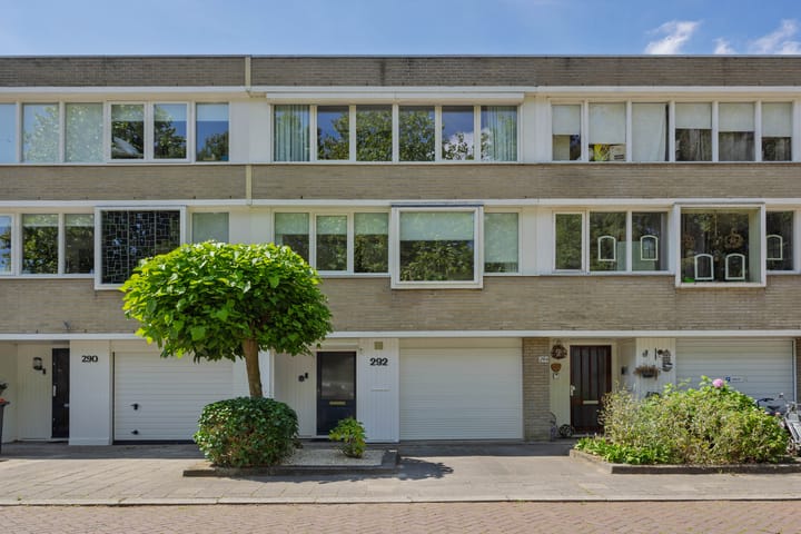 Commissaris De Quaylaan 292 in 's-Hertogenbosch