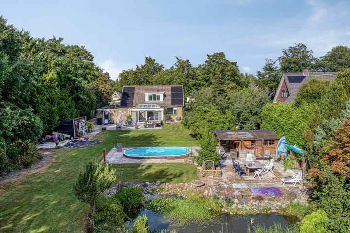 Photo of property Compagnonsweg 14, Ravenswoud