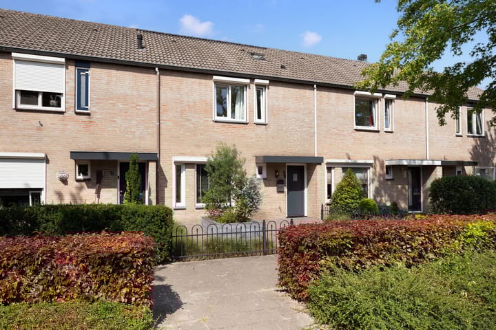 Constantijnstraat 8 in Sprang-Capelle