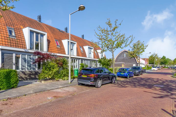 Cor Spaanslaan 66 in 's-Gravenhage