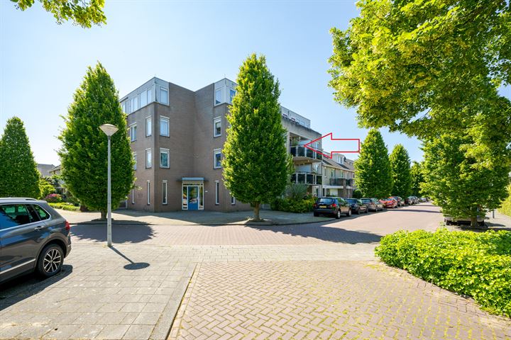 Cor van Osnabruggelaan 15 in Voorschoten