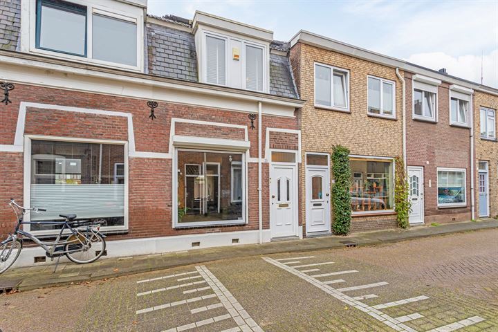 Cornelis de Vriendtstraat 25 in Tilburg