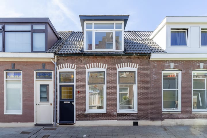 Cornelis Evertsenstraat 8 in Den Helder foto