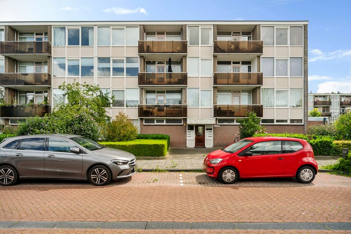 Photo of property Cornelis Pronklaan 41, Alkmaar