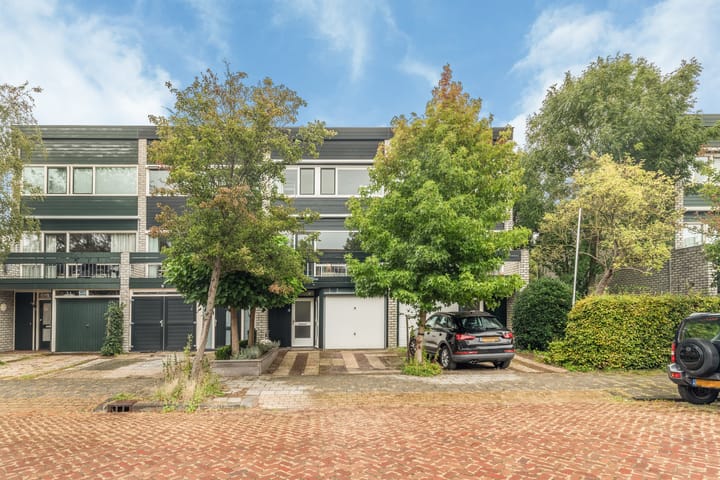 Cornelis van der Lijnlaan 19 in Haarlem