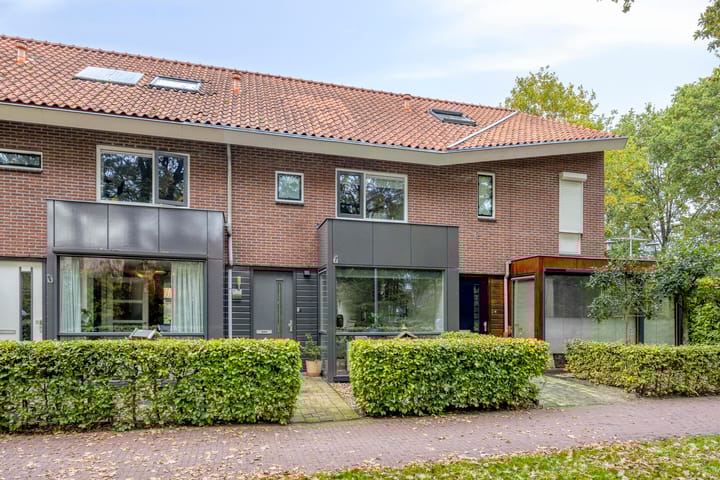 Corversbos 87 in Ede