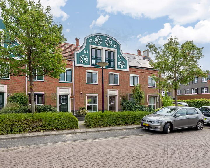 Count Basielaan 4 in Beverwijk