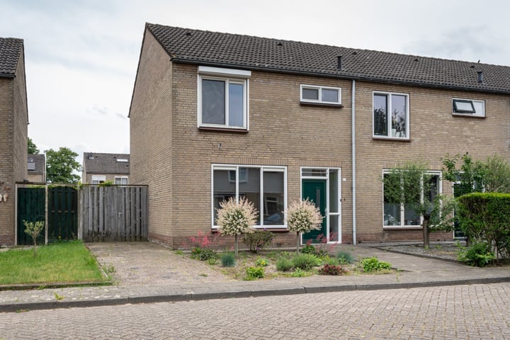 Couperusstraat 9 in Goor foto