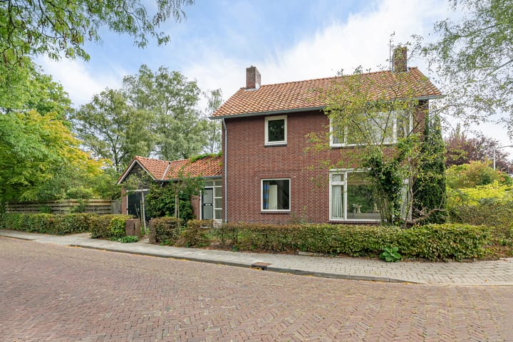 Cramerstraat 14 in Delden