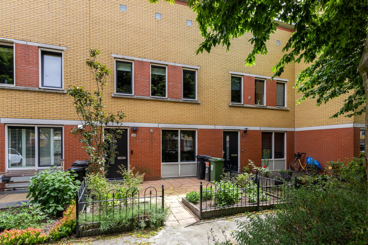 Cronenstein 36 in Nieuw-Vennep