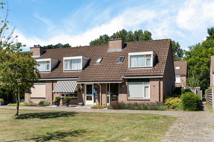Cruys Voorberghstraat 45 in Hengelo photo