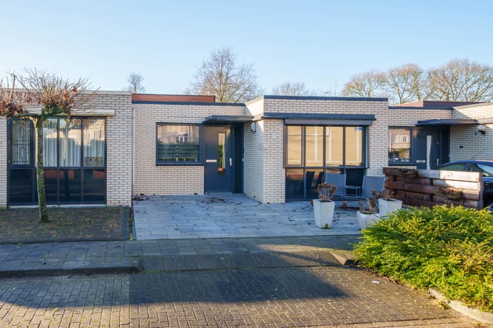 Csardasstraat 40 in Almere