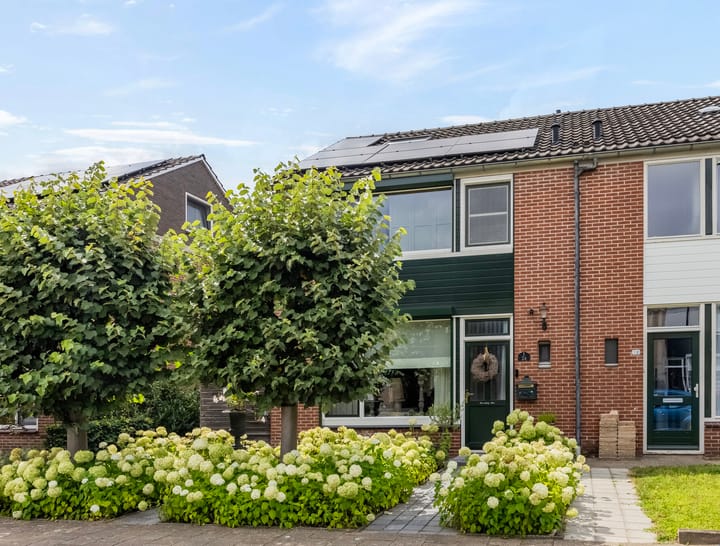 Cypresstraat 24 in Winterswijk